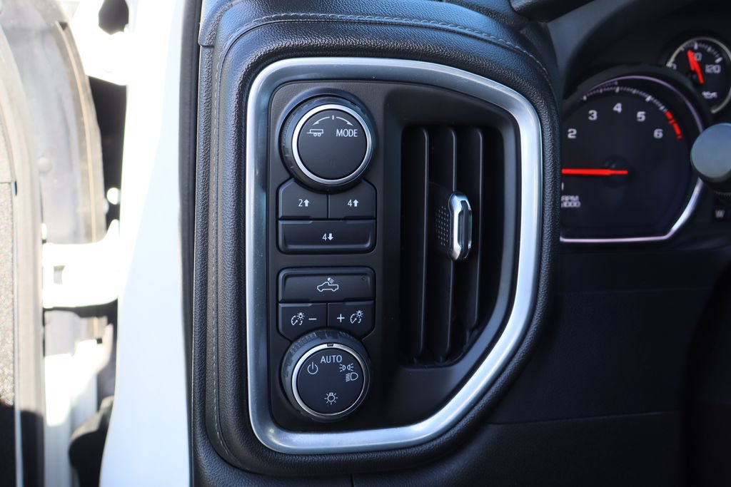 Certified 2022 Chevrolet Silverado 2500 LT AWD/4WD image 12
