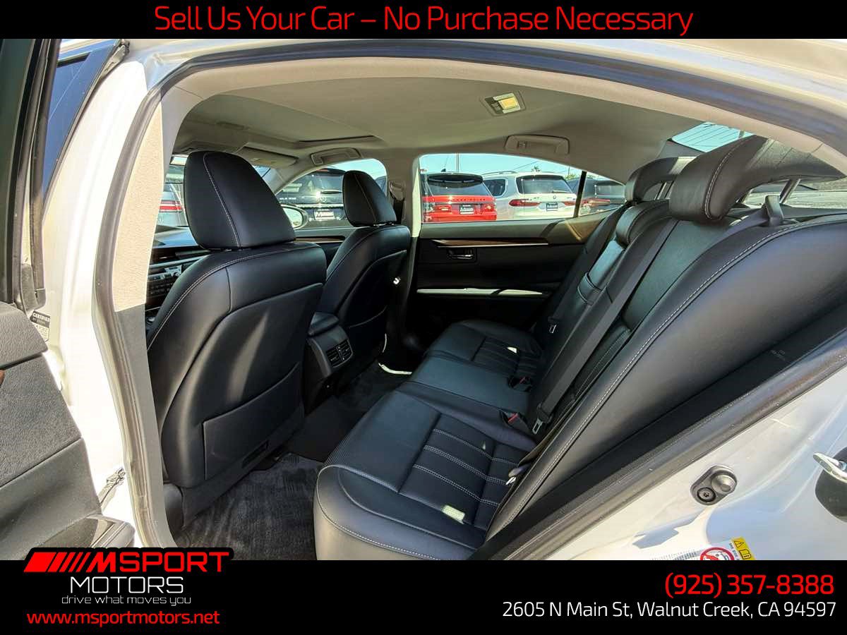 Used 2016 Lexus ES 350 w/ Luxury Package w/Wood Trim FWD image 5