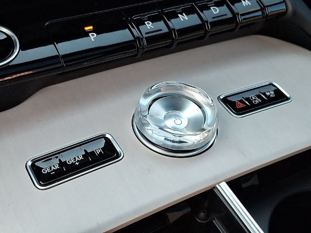 New 2027 Lincoln Navigator L Reserve w/ Jet Appearance Package AWD/4WD image 19