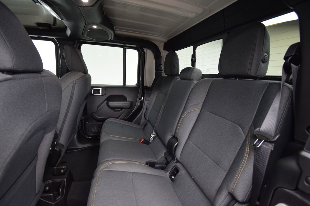 New 2026 Jeep Gladiator Willys image 39