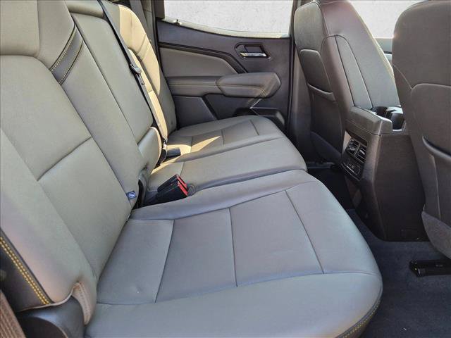 Used 2023 Chevrolet Colorado ZR2 w/ ZR2 Convenience Package III AWD/4WD image 19