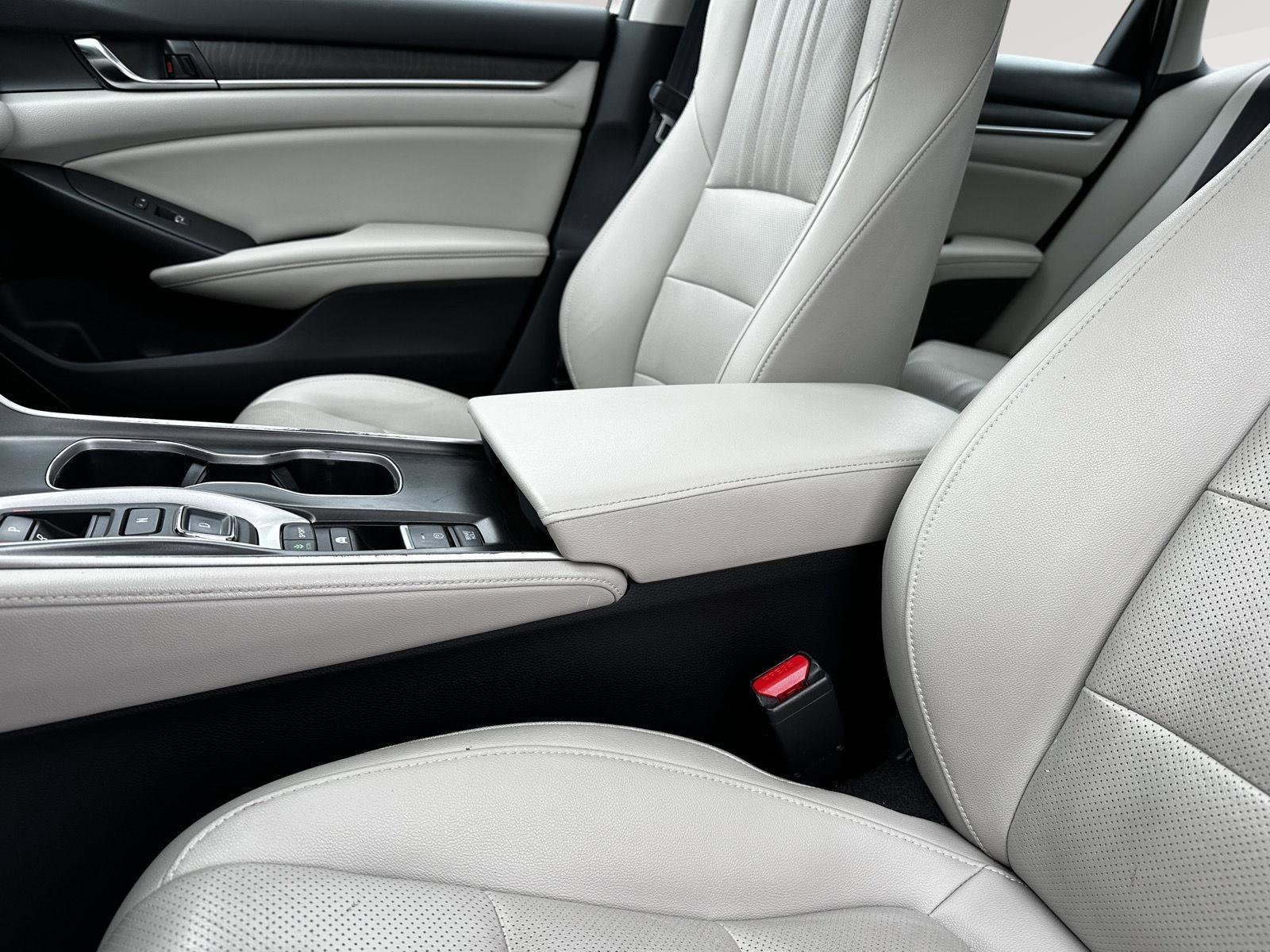 Certified 2019 Honda Accord Touring image 19