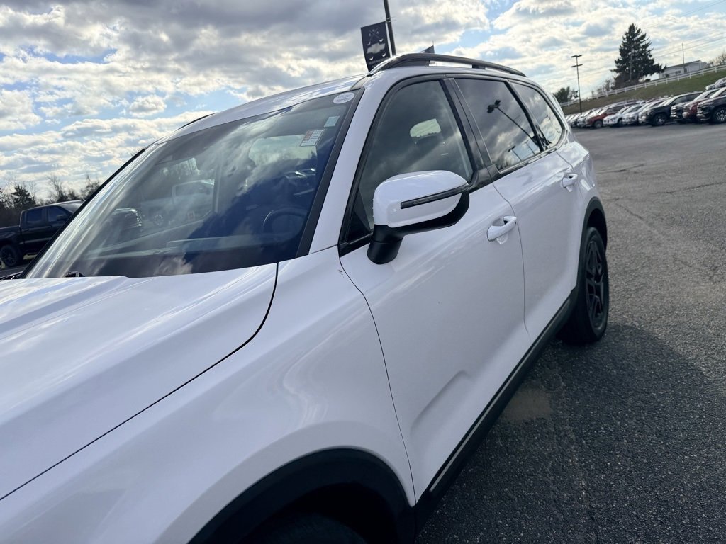 Used 2023 Kia Telluride EX X-Line image 12