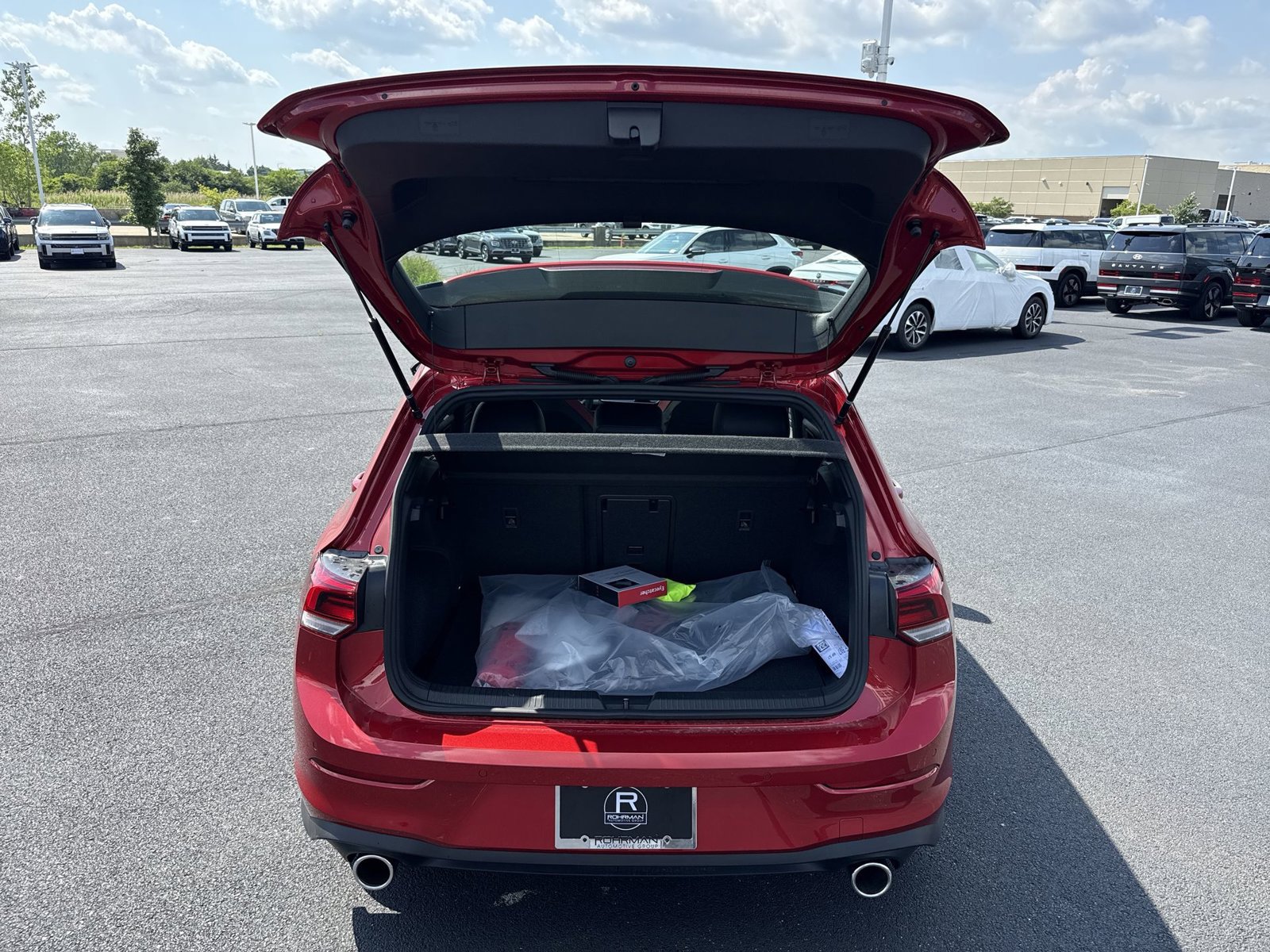 New 2026 Volkswagen GTI SE FWD image 26