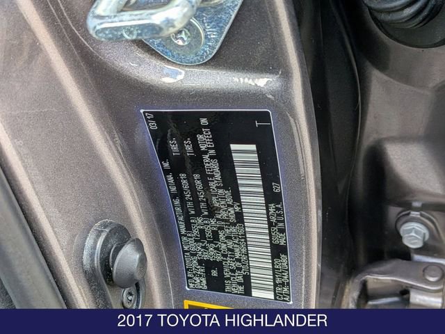 Used 2017 Toyota Highlander XLE AWD/4WD image 31