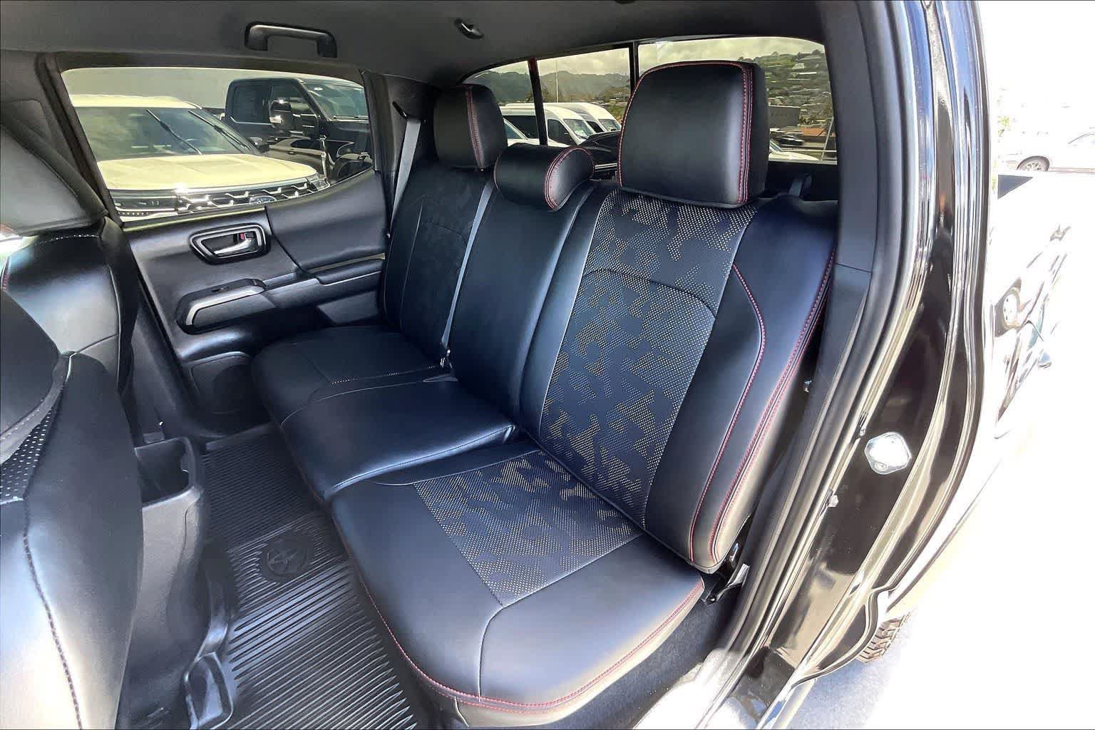 Used 2023 Toyota Tacoma TRD Off-Road AWD/4WD image 29
