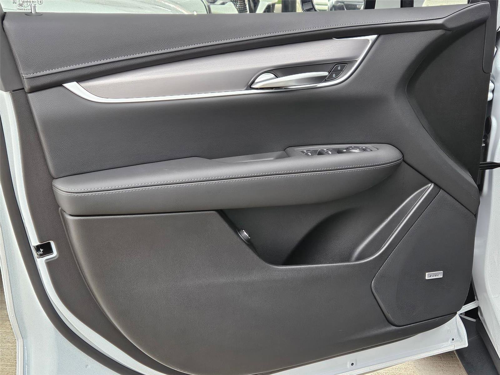 New 2026 Cadillac XT5 Luxury w/ LPO, Floor Liner Package FWD image 22