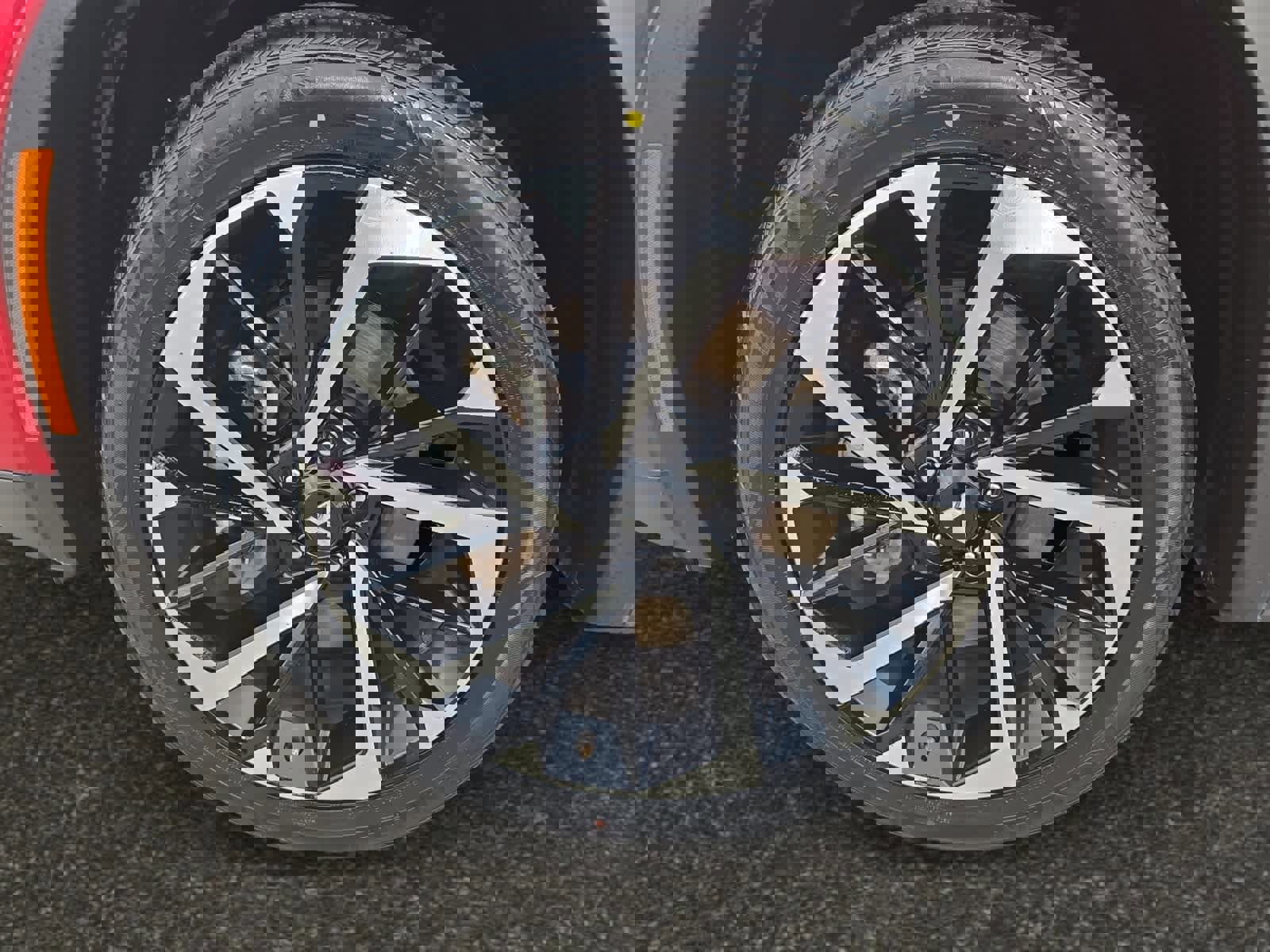 Used 2024 Mitsubishi Outlander SE image 14