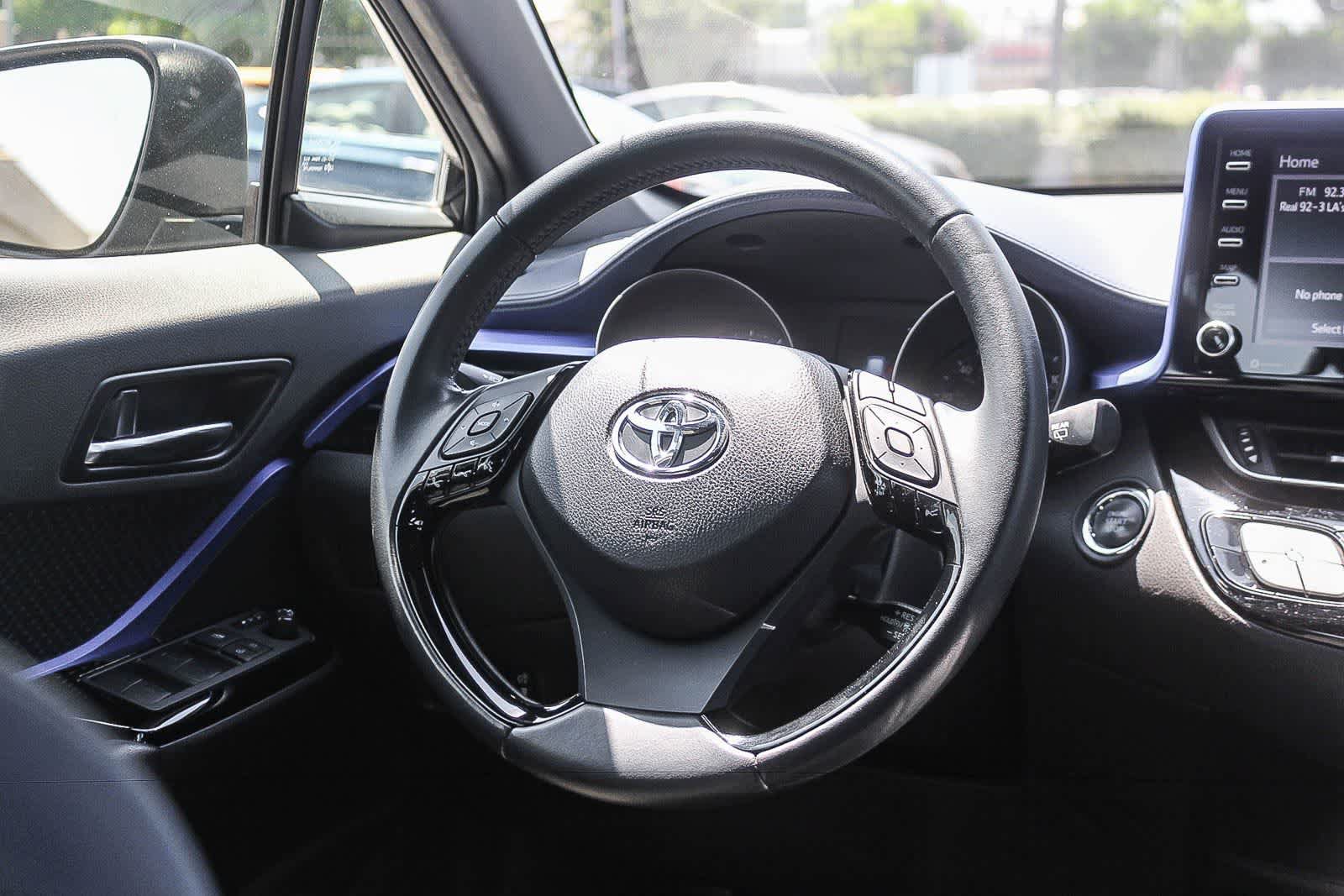 Used 2021 Toyota C-HR XLE FWD image 19