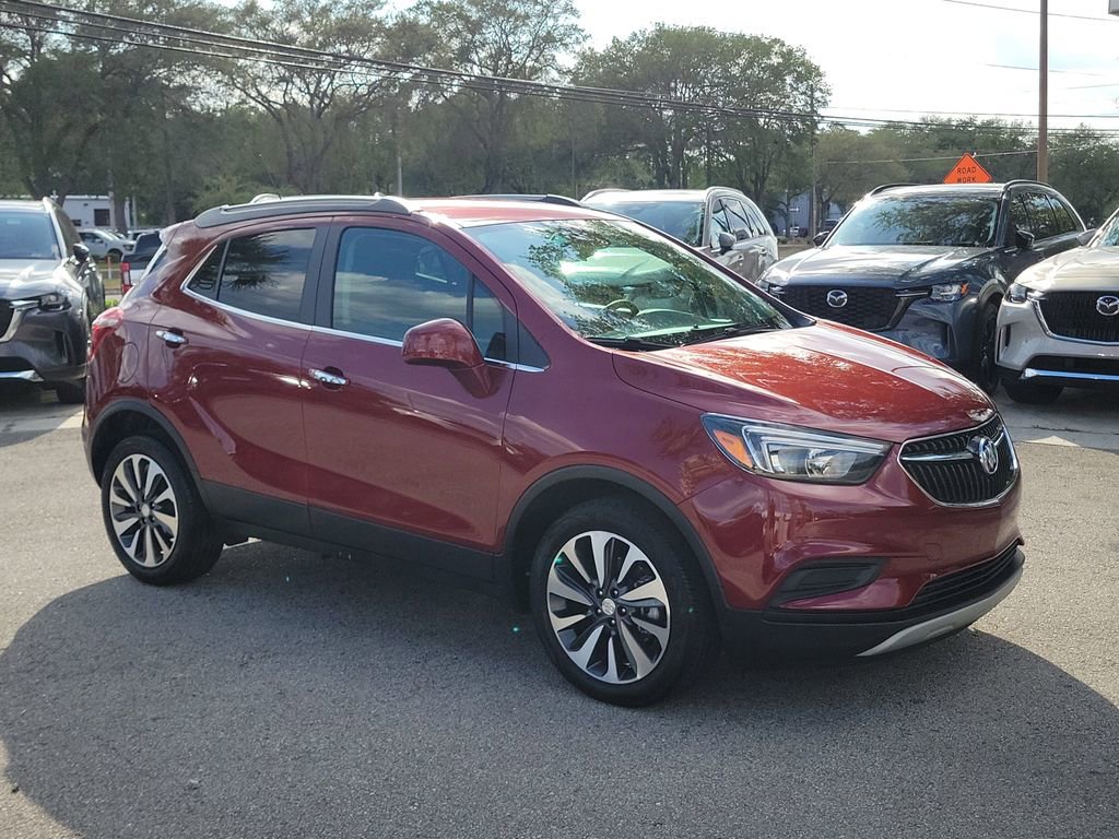 Used 2022 Buick Encore Preferred w/ Safety Package FWD image 3