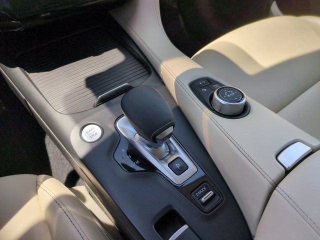 Used 2020 INFINITI QX50 Luxe w/ Navigation Package FWD image 23