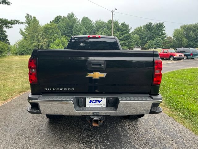 Used 2015 Chevrolet Silverado 3500 W/T AWD/4WD image 4