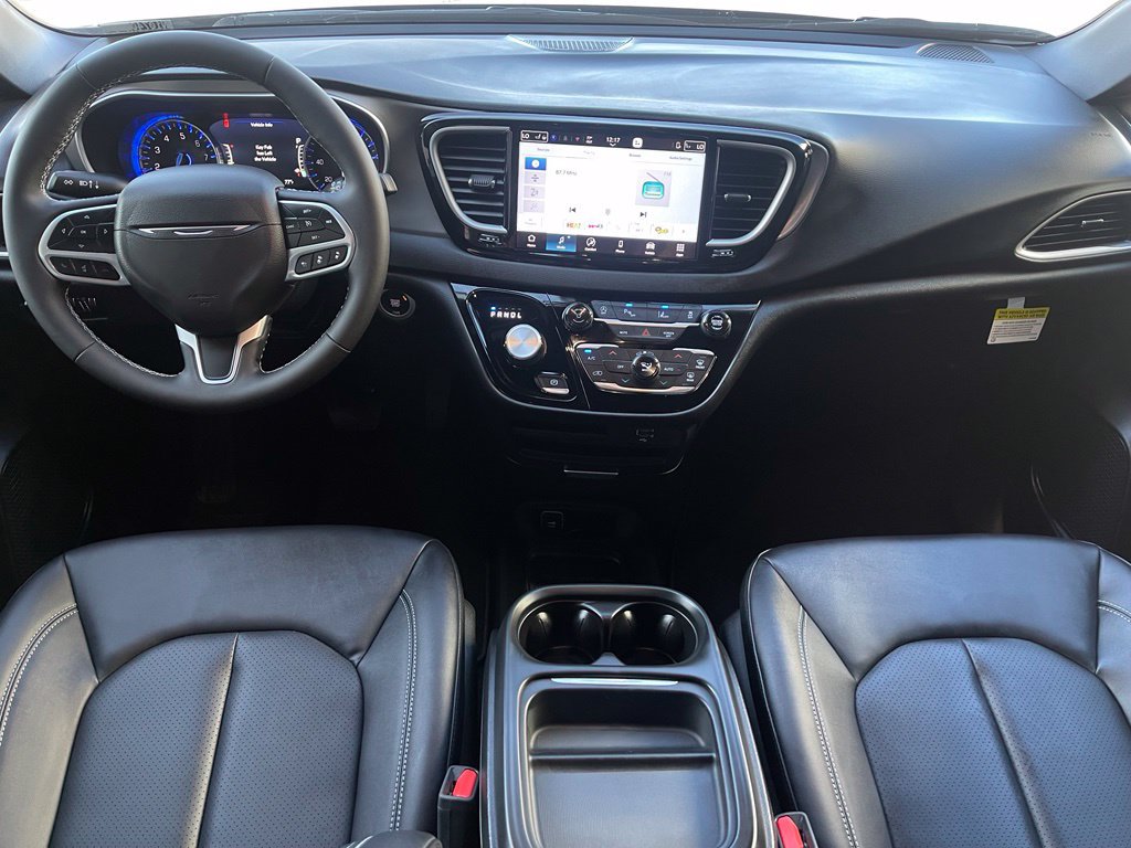 New 2027 Chrysler Pacifica LX FWD image 13