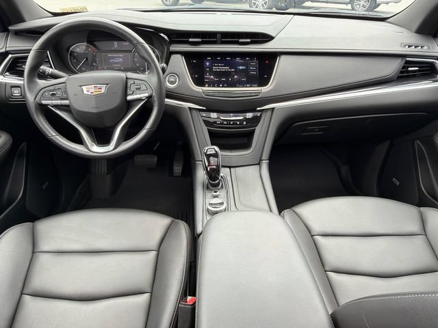 Certified 2024 Cadillac XT6 Luxury w/ LPO, Floor Liner Package AWD/4WD image 23