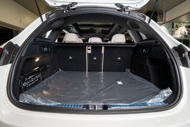 New 2026 Mercedes-Benz GLC 300 4MATIC image 32