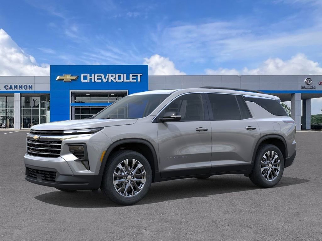 New 2026 Chevrolet Traverse LT w/ Sun and Wheel Package FWD image 2