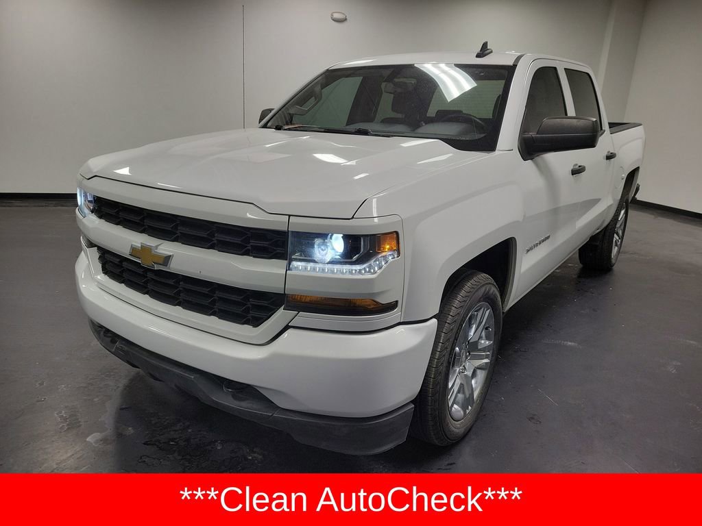 Used 2018 Chevrolet Silverado 1500 Custom w/ Custom Value Package image 5