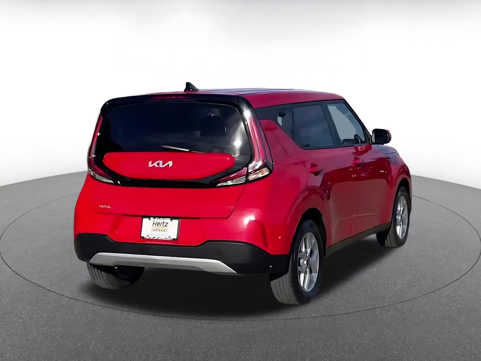 Used 2025 Kia Soul LX w/ LX Technology Package image 14