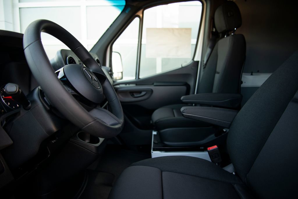 New 2026 Mercedes-Benz Sprinter 2500 image 13