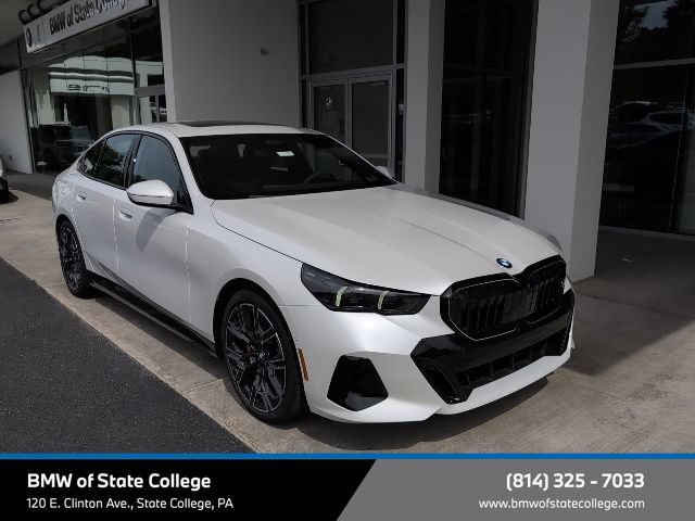 New 2027 BMW 530i xDrive w/ M Sport Package AWD/4WD image 1