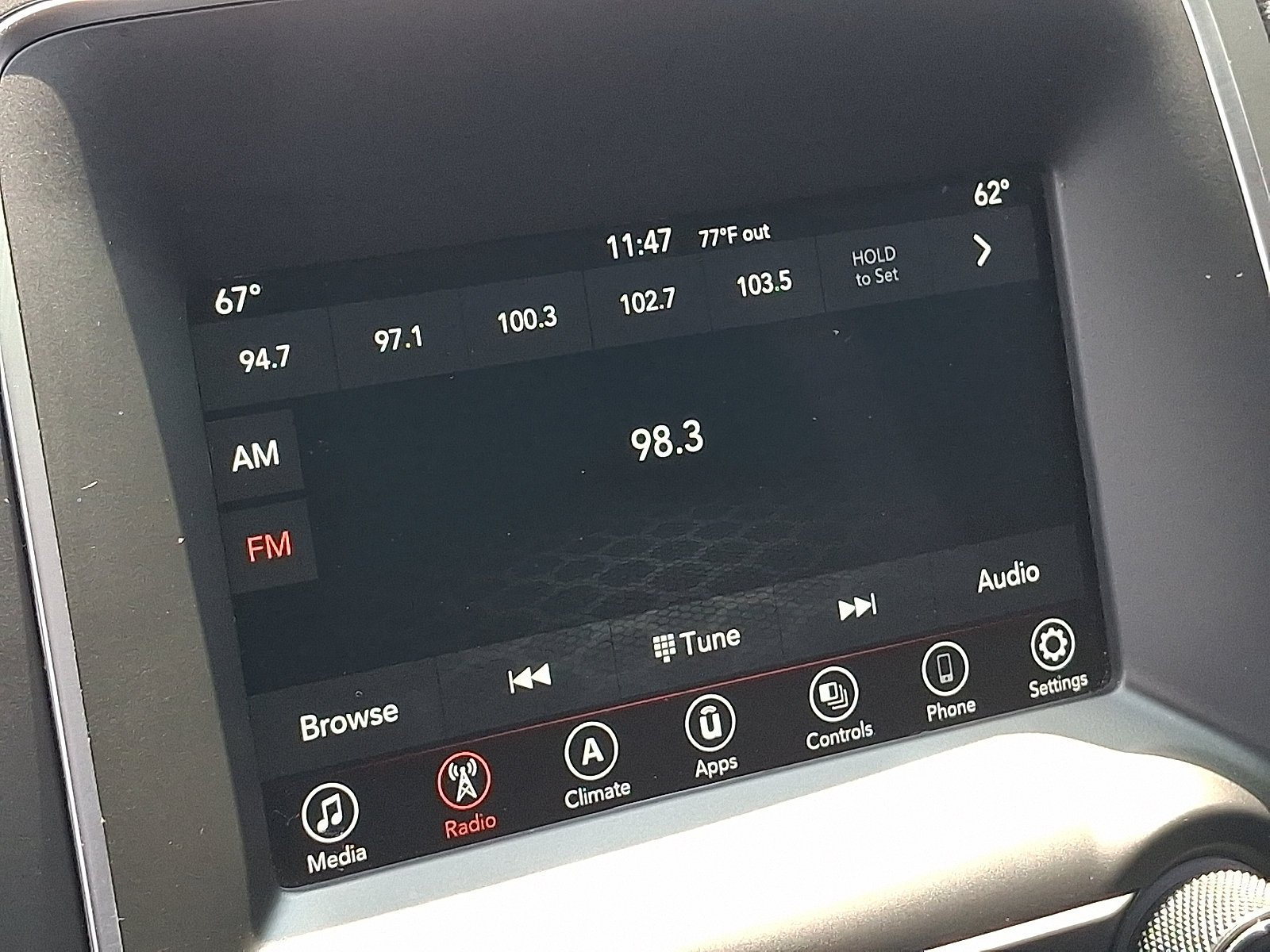 Used 2019 Dodge Durango SXT w/ 3rd Row Seating Group AWD/4WD image 17