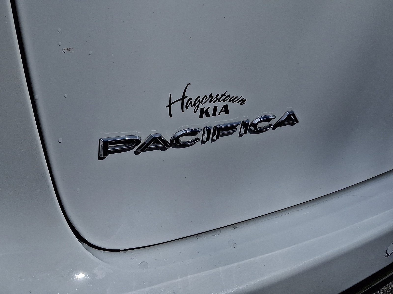 Used 2023 Chrysler Pacifica Touring-L image 31