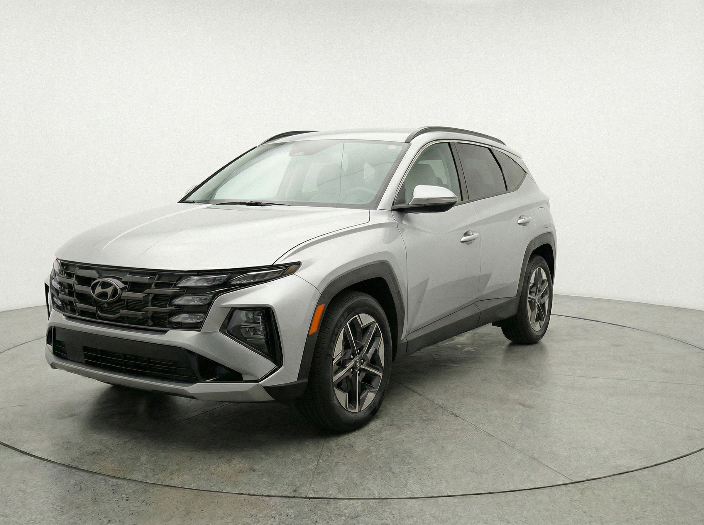 Used 2025 Hyundai Tucson SEL FWD image 3