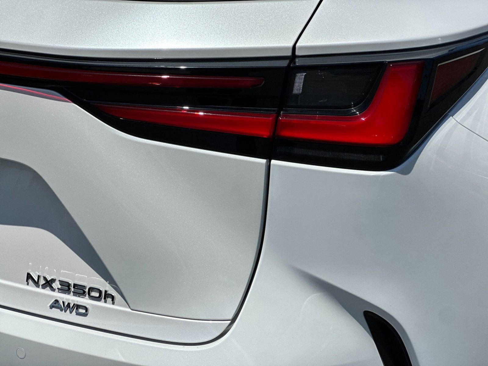 Used 2022 Lexus NX 350h AWD image 33
