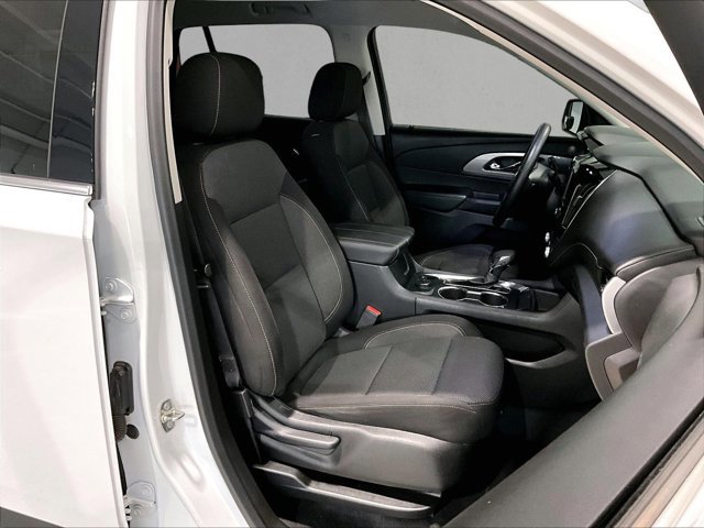 Used 2021 Chevrolet Traverse LS FWD image 9