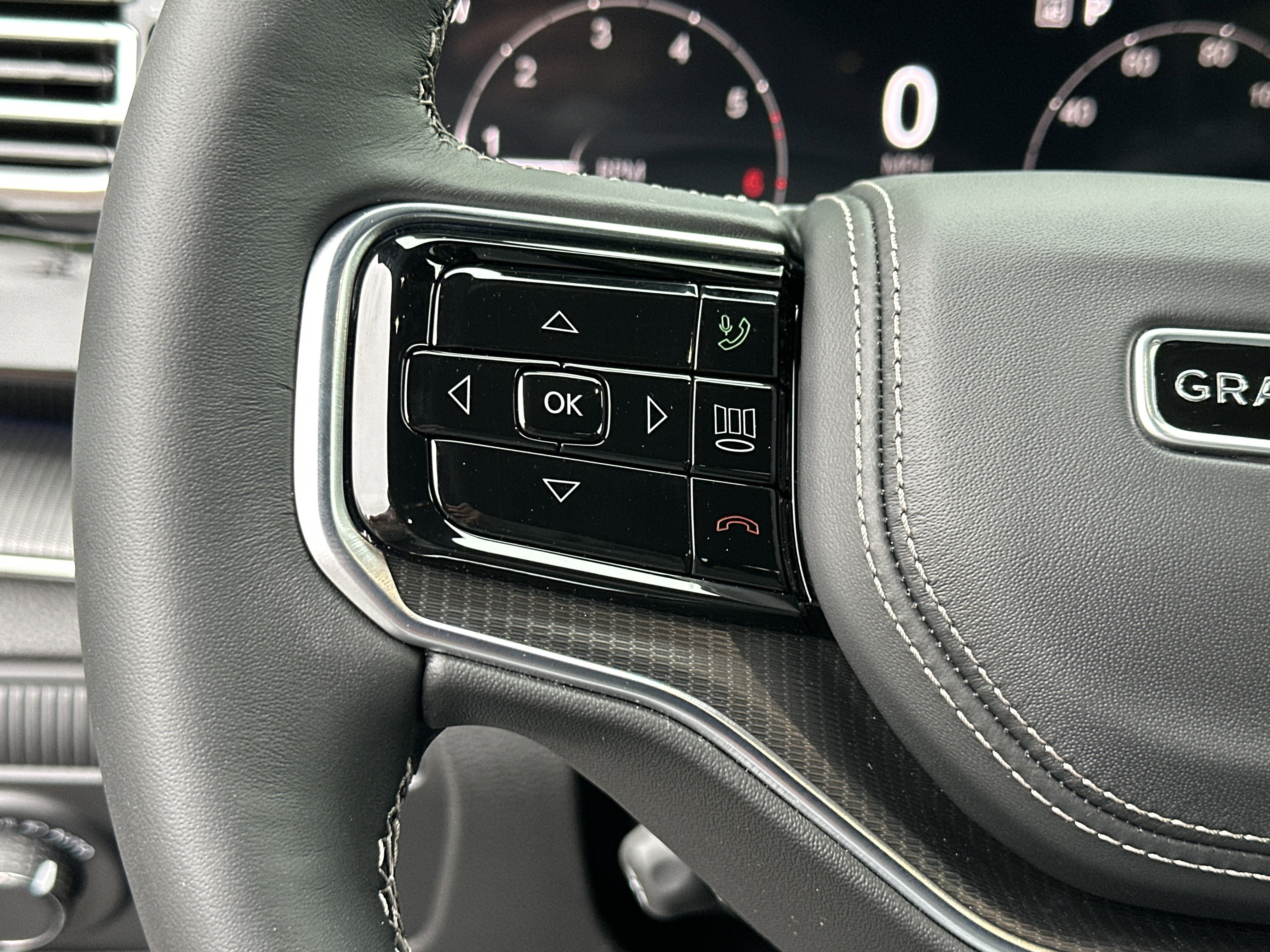 New 2026 Jeep Grand Wagoneer Summit AWD/4WD image 10
