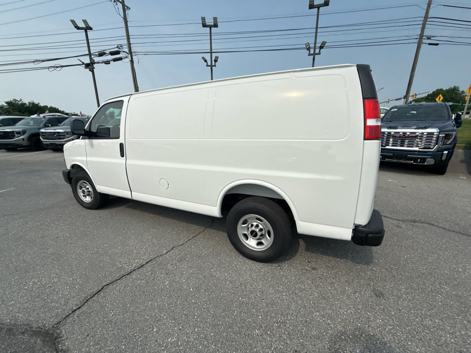 New 2026 GMC Savana 2500 w/ Driver Convenience Package RWD image 10