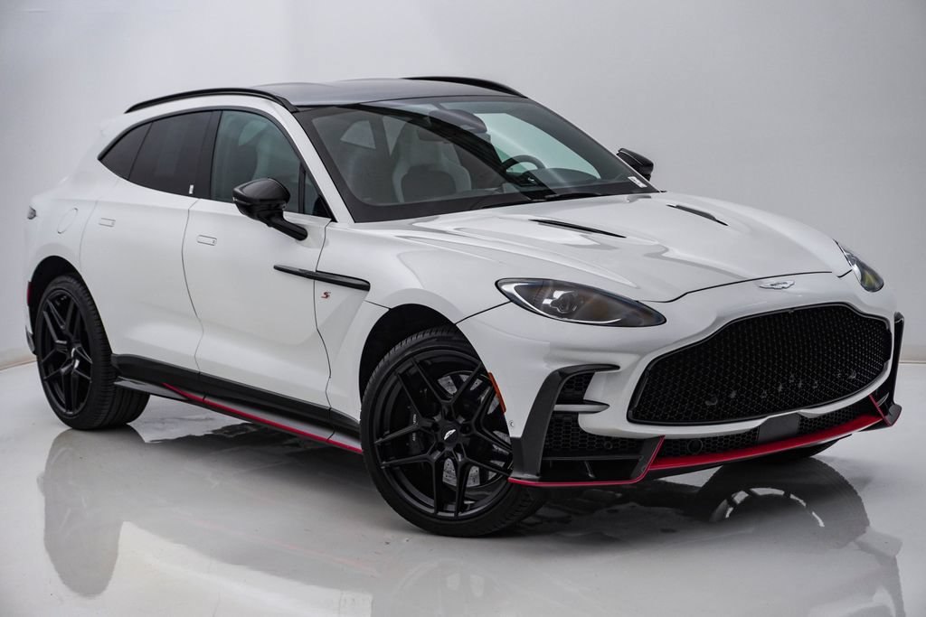 Used 2026 Aston Martin DBX 707 AWD/4WD image 3