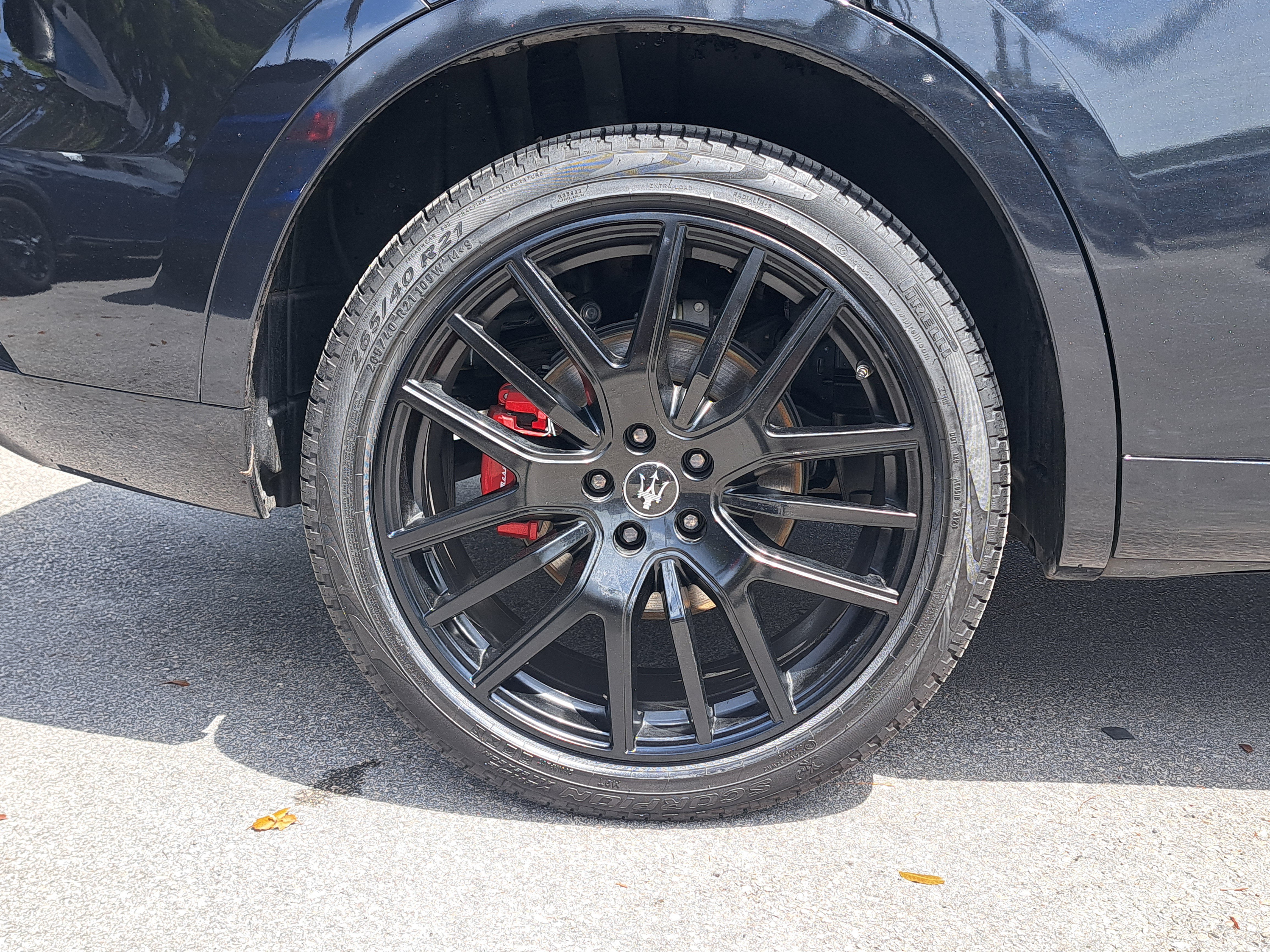 Used 2022 Maserati Levante GT AWD/4WD image 5