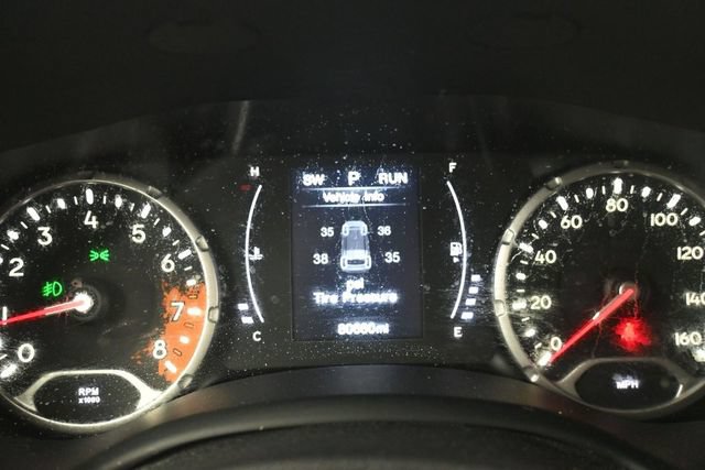 Used 2017 Jeep Renegade Latitude w/ Popular Equipment Group FWD image 27