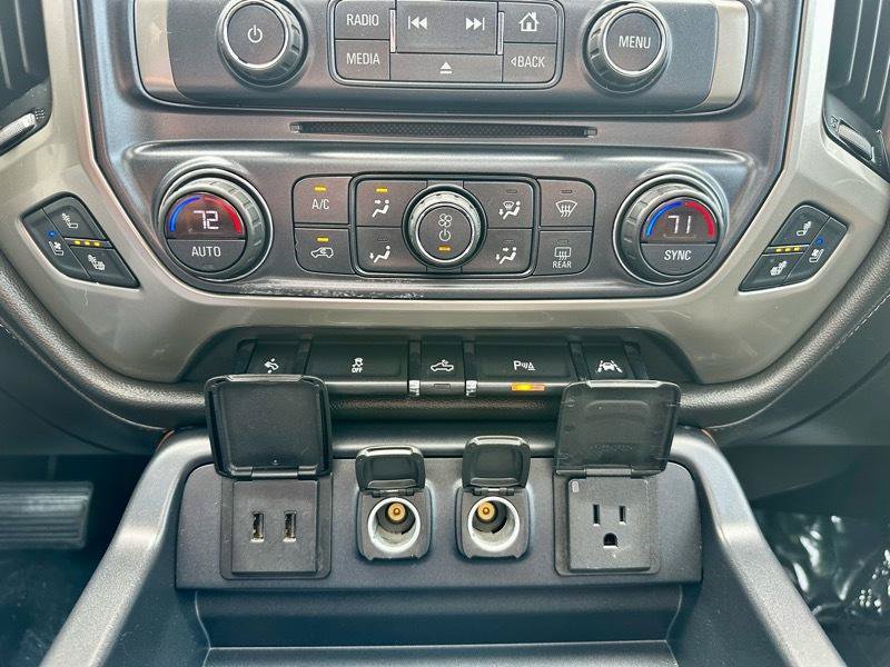 Used 2018 Chevrolet Silverado 1500 High Country RWD image 23