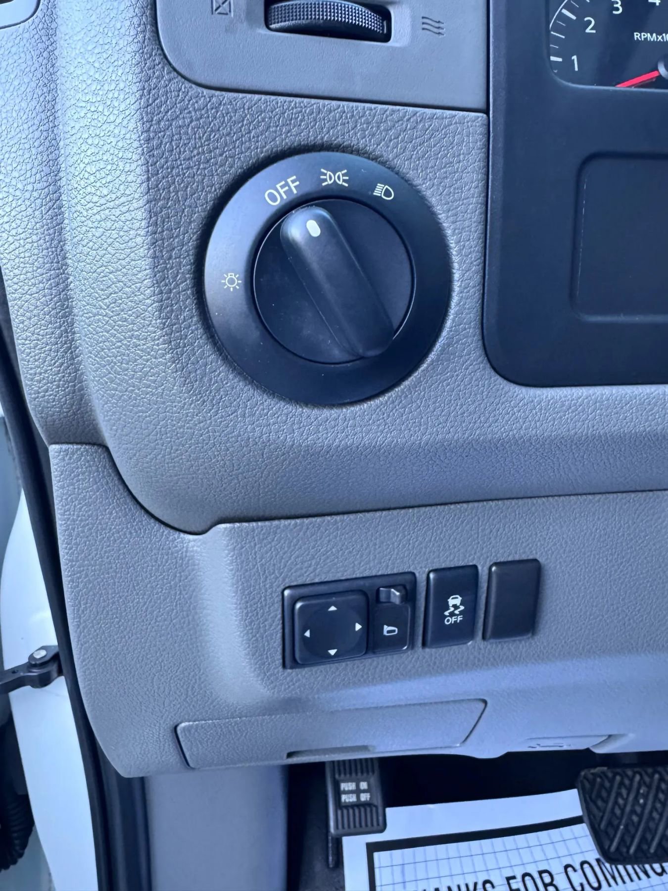 Used 2018 Nissan NV 3500 S image 20