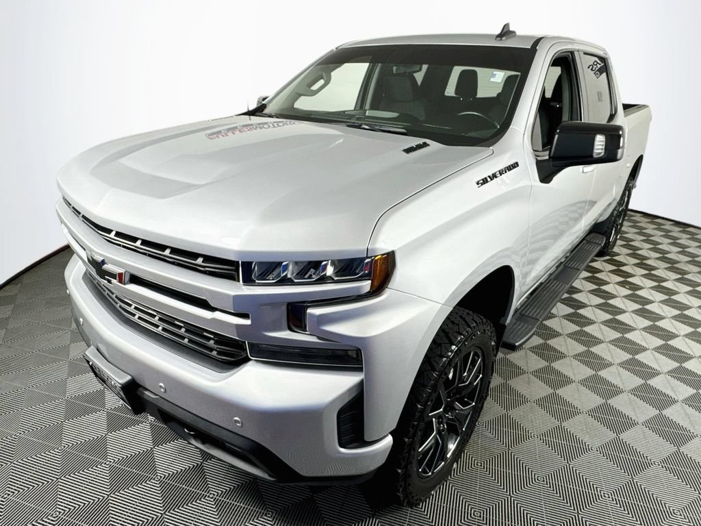 Used 2022 Chevrolet Silverado 1500 RST w/ Safety Package AWD/4WD image 3