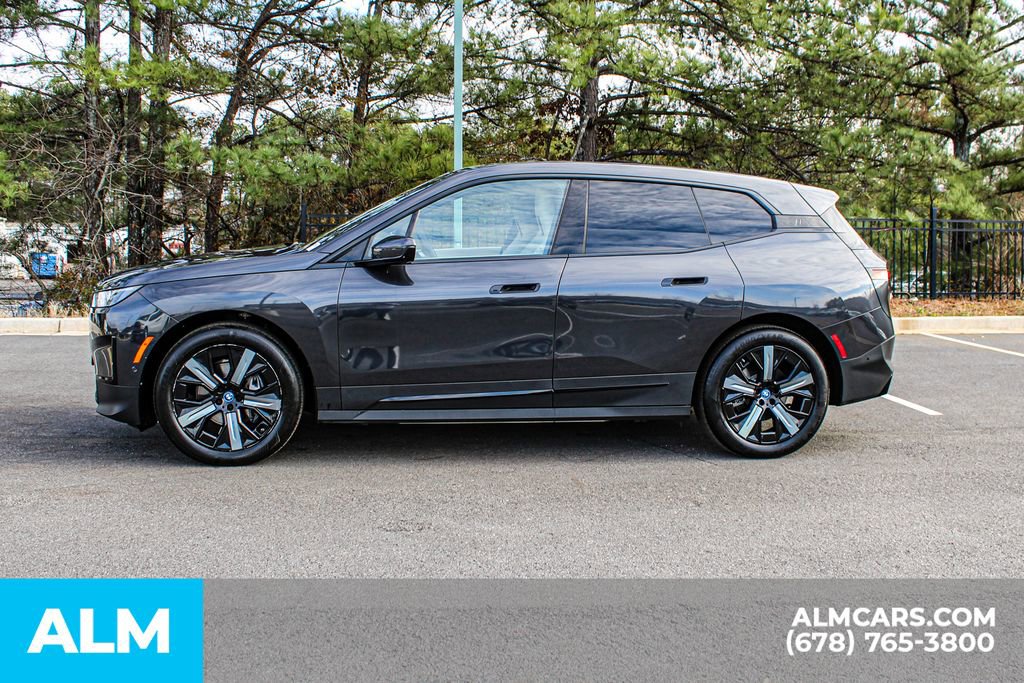 Used 2023 BMW iX xDrive50 w/ Convenience Package image 7