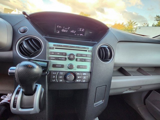 Used 2011 Honda Pilot LX image 13