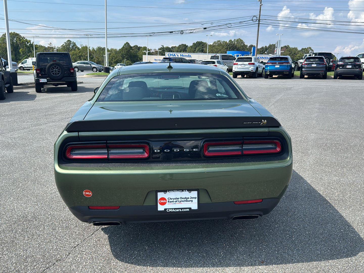 Used 2022 Dodge Challenger R/T Scat Pack RWD image 4