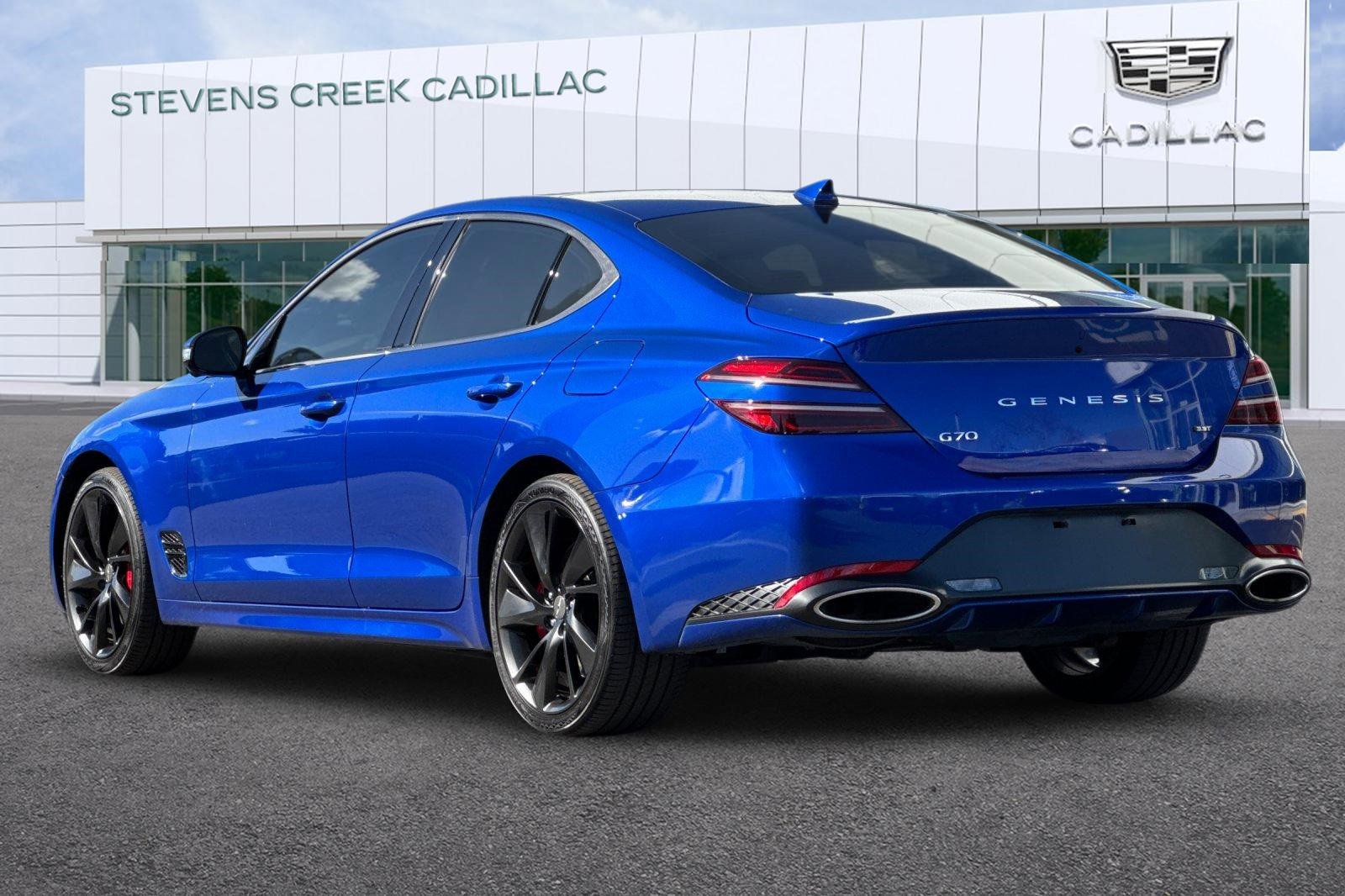 Used 2022 Genesis G70 3.3T image 5