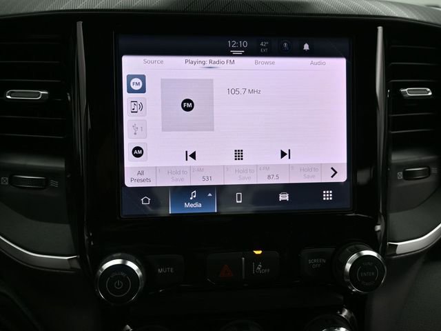 New 2026 RAM 1500 4x4 Crew Cab image 25