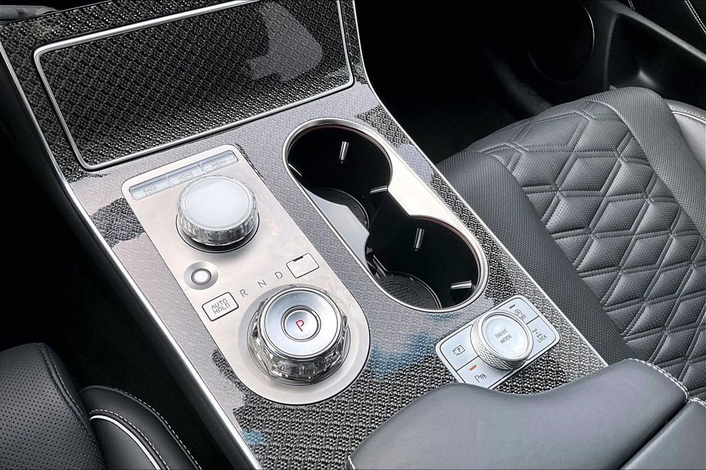 Used 2025 Genesis GV80 3.5T e-SC AWD/4WD image 26