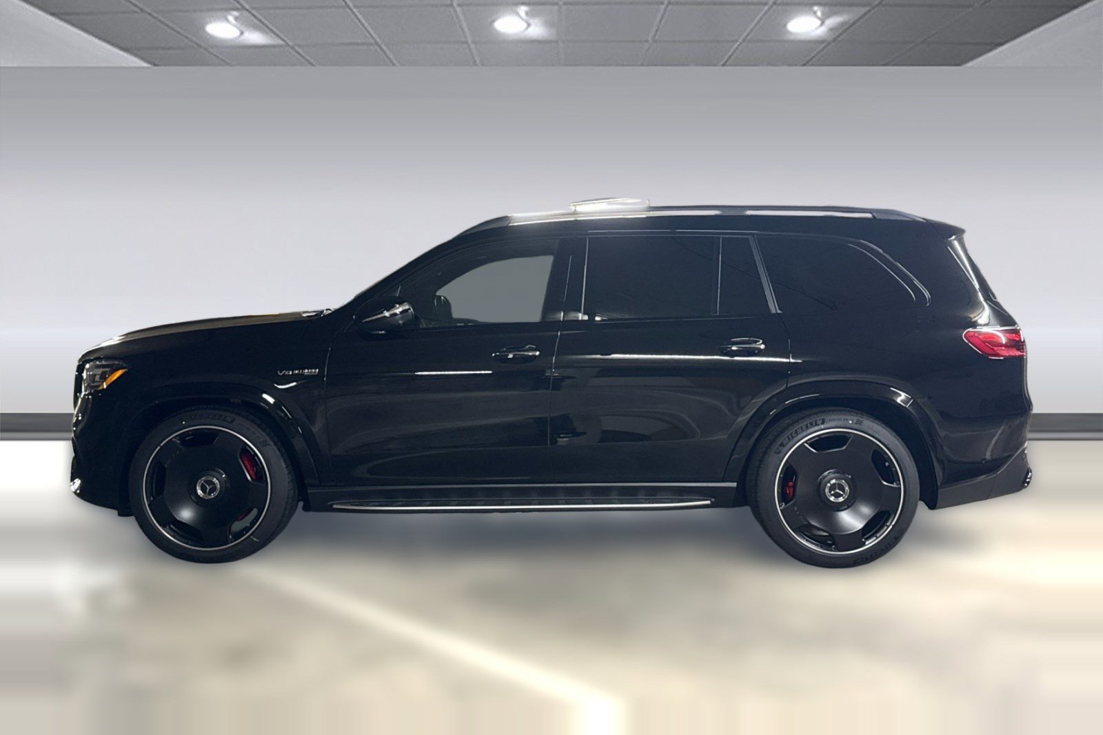New 2026 Mercedes-Benz GLS 63 AMG 4MATIC image 2