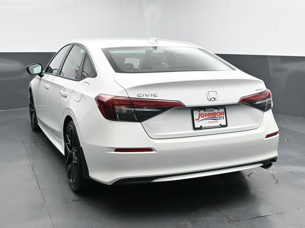 Used 2025 Honda Civic Sport image 6