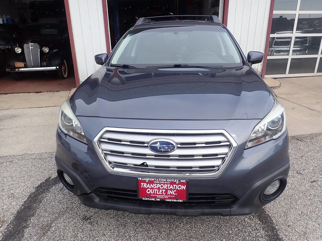 Used 2016 Subaru Outback 2.5i Premium image 3
