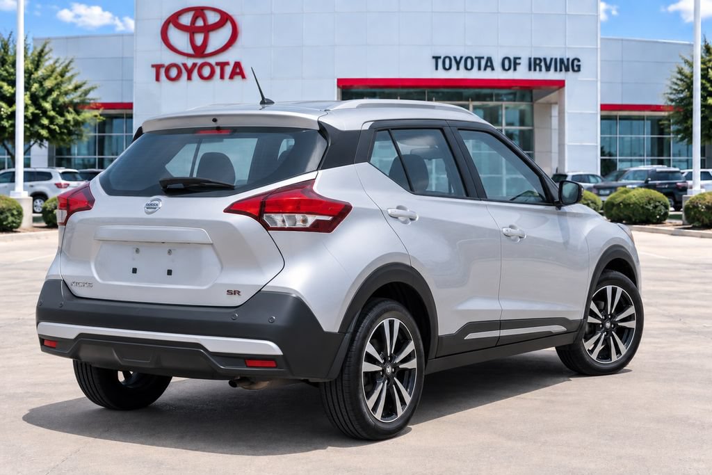 Used 2019 Nissan Kicks SR FWD image 4