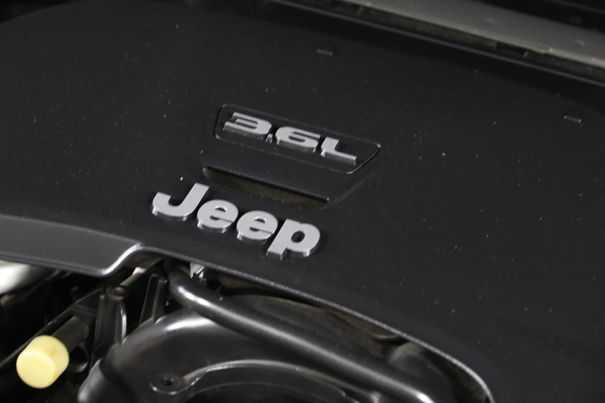 Used 2021 Jeep Gladiator Mojave w/ LED Lighting Group AWD/4WD image 19