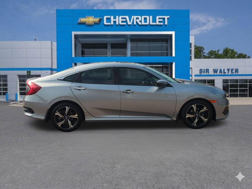 Used 2017 Honda Civic Touring image 7