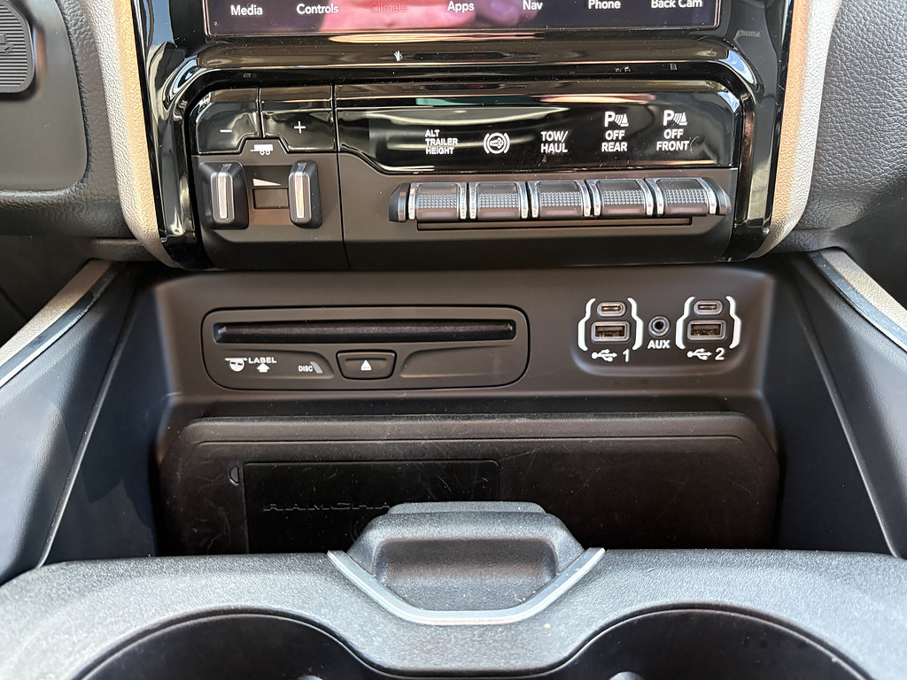 Used 2019 RAM 3500 Laramie AWD/4WD image 26